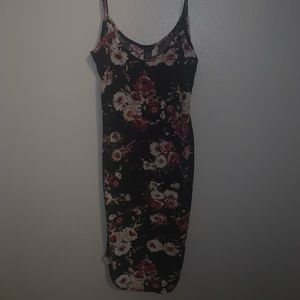 Dress with Floral Pattern!